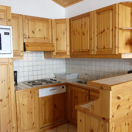 Apartment 2 Pieces Avec Grande Terrasse Sud - Proche Pistes Et Commerces - 3* Pour 4 Pers. - Fr-1-182-119